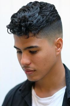 Wavy On Top Short On Sides Men, Thick Hair Boys Haircut, Boys Haircut Trendy Teenage, Haircuts For Boys With Wavy Hair, Hair Cuts For Boys With Straight Hair, Haircut For Teenage Boys, Teenager Boy Haircut, Young Men Haircut Trendy, Boys Hairstyles Long On Top