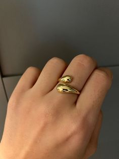 Thick Gold Rings For Women, Chunky Rings Gold, Rings Gold For Women, Gold Chunky Rings, Chunky Gold Rings, Thick Rings, Thick Gold Ring, Strawberry Ring