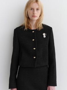 This is a modern and feminine tweed jacket by ARCHAIC that is made out of high quality and sturdy material. With distinctive mood of the design and comfortable wear, you can style it for your modern daily outfit.- Clean and minimal silhouette- Classic gold color buttons on the front- Set up with matching skirt Classic Gold, Tweed Jacket, Daily Outfits, Gold Color, Jackets & Coats, Blazer, Clothes For Women, How To Wear, Black