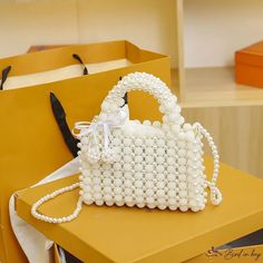 Bird in Bag - New French fairy prune ball dinner bag beads woven beads pearl bag shoulder cross tote bag Pearl Clutch, Pearl Bag, Evening Clutch, Woven Bag, Showcase Design, Clutch Purse, Large Bags, Girlfriend Gifts, Evening Bags