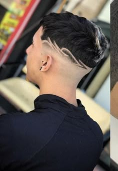 Corte Freestyle, Hair Tattoo Men, Hair Tattoo Designs, Haircut Designs For Men, Fade Haircut Designs, Hair Designs For Men, Curly Hair Fade, Shaved Hair Designs, Men Haircut Curly Hair