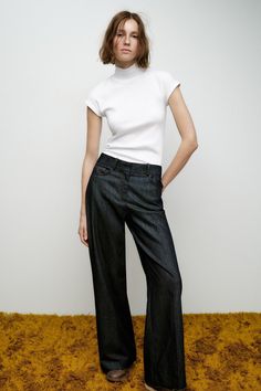 Z1975 HIGH WAISTED STRAIGHT LEG JEANS - Blue | ZARA United States Zara Marine Straight Jeans Green, High Waisted Straight Leg Jeans, Drop Sleeve, Jeans Cargo, Trench Jacket, Cardigan Sweater Dress, Shirt Blouses Tops, Mock Neck Top, Straight Fit Jeans