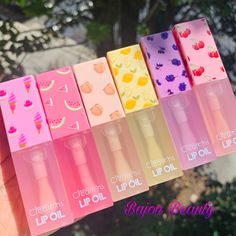 Lip Gloss Homemade, Lip Gloss Cosmetics, Lip Balm Collection, Desain Buklet, Sephora Skin Care, Healthy Lips, Lip Gloss Collection, Clear Lip Gloss, Gloss Labial