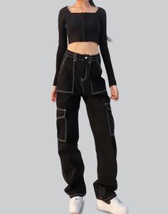 Black Cargo Pants with White Stitching Black Baggy Pants, Women Techwear, Avant Garde Aesthetic, Techwear Streetwear, Techwear Pants, Techwear Outfits, Combat Pants, Strap Pants, Black Cargo Pants