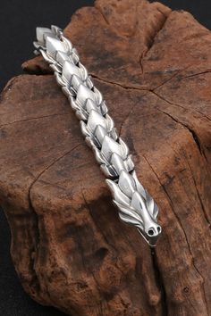 Luxury Silver Chain Bracelet, Jewellery Making Tools, Mens Silver Jewelry, Junk Jewelry, Silver Chain For Men, Mens Bracelet Silver, Mens Silver Necklace, Silver Dragon, Mens Silver Rings