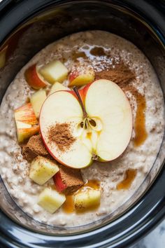 11 Must Try Crockpot Oatmeal Recipes - Overnight Oats In Crockpot With Apples, Crockpot Oatmeal Recipes, Oatmeal Recipes Crockpot, Breakfast Crockpot, Walnut Oatmeal, Crockpot Oatmeal, Slow Cooker Oatmeal, Apple Cinnamon Oatmeal, Acorn Squash Recipes