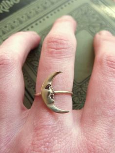 A gorgeous antiqued brass crescent moon is soldered to an antiqued brass band to form a delicate, artistic, romantic ring! Each piece of brass Art Nouveau Tattoo, Nouveau Tattoo, Crescent Moon Ring, Romantic Rings, Band Art, Indie Jewelry, Jewelry Drawing, Brass Band, Twisted Band