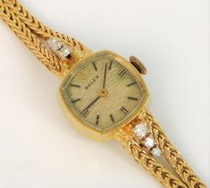 VTG BEAUTIFUL ROLEX 14K YELLOW GOLD WOMEN'S DIAMOND WRISTWATCH ROPE BAND 18G This watch has a replacement GUCCI quartz movement!!!! There is some verdigris on the face. Watch comes with the original solid 14k band.  Weighs 18g without movement. It would make an excellent addition to any collection! Please see photos for item condition and description. Please see my other listings and follow my store for more interesting collectibles! 100% SATISFACTION GUARANTEED !!!! Please expect age appropriat Rolex Gold Watches Women, Vintage Womens Rolex Watch, Yellow Gold Watch With 17 Jewels And Round Dial, Woman Rolex Watch Gold, Luxury Yellow Gold Watch With Jubilee Bracelet, Women’s Rolex Gold, Rolex Watches Women, Women Diamond, Classy Jewelry