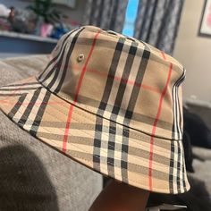 Burberry Bucket Hat Size Xs Brand New Never Worn Burberry Bucket Hat, Burberry Print, Burberry Accessories, Burberry Hat, Hat Sizes, Bucket Hat, Burberry, Women Accessories, Hats