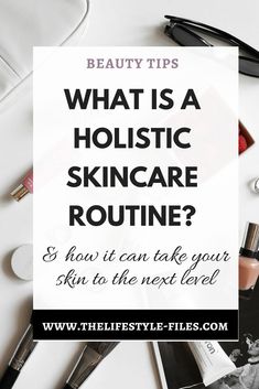 What is a holistic skin care routine and how it can take your skin to the next level? Tips on what to eat, use, and do to have beautiful, glowy skin all the time. /////////////// beauty hacks / beauty routines / skin care tips / how to get glowy skin / skin care routines / wellness hacks / skincare tips / anti-aging / wellness lifestyle Skin Care Routine For 20s, Glow Skin, Natural Skin Care Routine, Holistic Beauty, Healthy Skin Care, Homemade Skin Care, Anti Aging Skin Products, Aging Skin Care