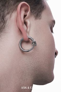 Slither into this cult-favourite, serpentine stretched ear style for 35% OFF* at the link above.