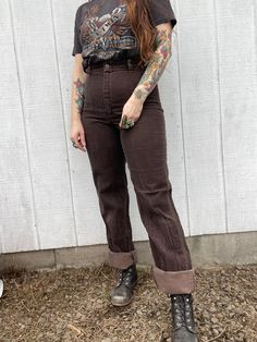 Cute vintage pair of corduroy Sears Jr Bazaar pants. Dark brown color. No flaws. Cute pointed designed pockets! Talon 42 zipper. Label reads size 11. Material is 14% polyester and 86% cotton.  . Measurements: Waist - 13" Rise - 11 1/2" Hip - 18 1/2" Inseam - 32" Corduroy Pants Outfit Plus Size, Retro High-waist Corduroy Bottoms, Retro Brown Cotton Bottoms, High Waist Retro Corduroy Bottoms, Brown Corduroy Bottoms With Belt Loops, Vintage Brown Straight Leg Bottoms, Retro High-waist Corduroy Pants, Retro Corduroy Pants With Pockets, Retro Brown Straight Leg Bottoms