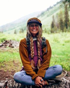 Beach Granola Outfits, Granola Lifestyle, Outdoorsy Outfits, Granola Girl Outfits, Granola Outfits, Surfergirl Style, Granola Style, Granola Aesthetic, Hippie Grunge