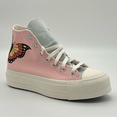 Product: Converse Ctas Platform High Top Pink Butterfly Women's Shoes Style: A03766c Size: Women's Size 7 Condition: New Without Box Butterfly Converse, Converse Design, Teal Sneakers, Red Converse, Converse Run Star, Pink Converse, Top Sneakers Women, Shoes Converse, White Sneakers Women