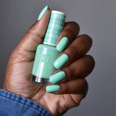 Teal Dnd Gel Polish, Light Teal Nails, Feminine Goals, Mommy Nails, Starbs Drinks, Dream Spa, Shellac Nail Polish