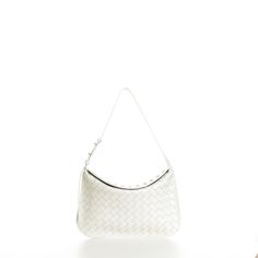 BOTTEGA VENETA SMALL FLAP BAG IN BOTTEGA WHITE INTRECCIATO BRUSHED LEATHER Retailprice: 2900$ Description Small intrecciato brushed leather shoulder bag Single compartment Flap closure Gold finish hardware Made in Italy Details Size Small White 100% calf skin lining: lambskin New with tags 100% Authentic Measurements Height: 21 cm | 8.2" Width: 31.5 cm | 12.4" Depth: 2 cm | 0.8" Strap drop: 27 cm | 10.6" — SHIPPING & HANDLING All purchases made are shipped with FEDEX Express International Priori Flap Bag, Bottega Veneta, Leather Shoulder Bag, Calf Skin, Bags Handbags, Bag Lady, Shoe Accessories, Women Accessories, Shoulder Bag