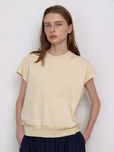 Composition : COTTON100Country of Origin : Republic of Korea Cream Oversized Relaxed Top, Oversized Cream Relaxed Top, Relaxed Oversized Cream Top, Oversized Cream Crew Neck Top, Relaxed Cream Crew Neck Top, Cream Relaxed Fit Everyday Tops, Relaxed Cream Tops For Everyday, Relaxed Beige Cotton Top, Beige Relaxed Fit Crew Neck Top