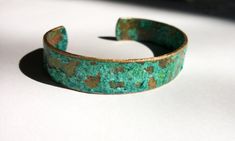 Turquoise Patina Cuff/ Patina Cuff/ Thin Patina Cuff/ Patina Bracelet/ Verdigris Cuff Bracelet/ Bohemian Chic/ Rustic Patina Cuff Turquoise Patina Cuff - This gorgeous patina cuff got its striking colors right here in my studio using an old salt and vinegar potato chip recipe (and a Chip Recipe, Potato Chip Recipes, Salt And Vinegar, Potato Chip, Bohemian Chic, Vinegar, Cuff Bracelet, Turquoise Bracelet, Cuff Bracelets