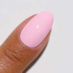 Dnd 444 Short N Sweet, Dnd 496 Bellet Slipper, Dnd Gel Polish Colors Light Pink, Dnd Sugar Crush, Milky Light Pink Nails, Pink Nails Dnd Gel, Natural Dip Powder Nails Colors, Acrylic Nails Solid Color Simple, Dnd Light Pink