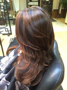 Caramel Hair Highlights, Bronde Hair, Chocolate Hair, Dark Hair With Highlights, Caramel Hair, Caramel Highlights, Hair Color Highlights, Hair Color Balayage