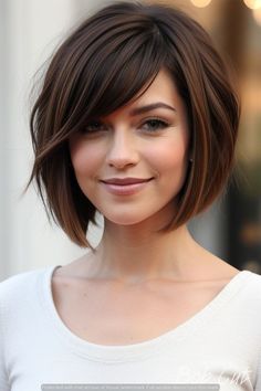 hairstyles for medium hair | hairstyles for thinning hair Medium And Short Haircuts, Hair Styles Bob Cut, Back Of Short Bob, Short Back Haircut, Short Hair Bobs For Women, Womens Short Bob Hairstyles, Bob Short Haircut, Latest Bob Hairstyles, Medium Bob