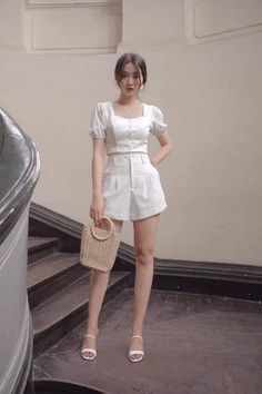 Trendy Dress Outfits, Korean Fashion Dress, Elegante Casual, Outfits 2023, Easy Trendy Outfits, Causual Outfits, Cute Comfy Outfits, Simple Trendy Outfits