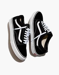 Vans® Unisex Sk8-Hi High-Top Sneakers in Suede and Canvas Outfit Shifting, Van Shoes, Vans Shoes Fashion, Skate Sneakers, Jordan Shoes Girls, Ripped Boyfriend Jeans, Fresh Shoes, Atticus