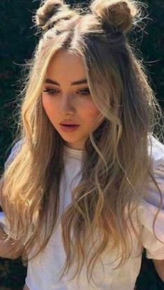 Space Buns Hair, Poofy Hair, Κούρεμα Bob, Makeup Tip, Fishtail Braid, Pigtail Braids, Back To School Hairstyles, Festival Hair, Easy Hairstyles For Long Hair