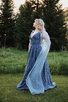 Made to order 6 weeks to make Feyre's Starfall Gown from ACOTAR series Model wearing size S/M, or size 8.  I will need your size and measurements Starfall Gown, Starfall Dress, Crochet Lacy Scarf, Lacy Scarf, Star Costume, Womens Costumes, Trendy Outfits For Teens, Fancy Dresses, Costumes For Women