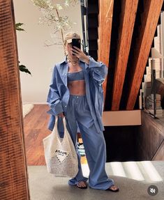 Beach Vacation Outfits, Summer Jeans, Style Crush, Basic Outfits, Colourful Outfits, Vacation Outfits, Blazer Dress, Aesthetic Outfits