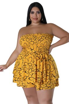 Polyester %: 100 Semi-stretch romper Tube Self-tie waist No closure 100% rayon Hand wash cold Model is wearing a 2X Big Size Dress Casual, Plus Size Beach Outfits, Plus Size Beach Wear, Summer Romper Outfit, Plus Size Summer Casual, Plus Size Elegant Dresses, Trendy Date Night Outfit, Big Size Dress, Chic And Curvy