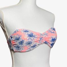 Host Pick O’neill Floral Bandeau Bikini Top Peach/Pink Color W/ Blue Flowers Size Small Removable Pads Includes Removable Straps Nwot From A Smoke Free And Pet Free Home Thank You For Checking Out My Closet! Save And Bundle! Fast Shipping! Generous Freebies In Every Order! All Reasonable Offers And Negotiation’s Are Considered! Let Me Know If You Have Any Questions Or Would Like Measurements! Happy Shopping My Loves! Style: Boho Bohemian Tribal Aztec Hobo Boutique Designer Vintage Antique Spring Spring Beachwear Tube Top For Pool, Summer Bandeau Tankini In Pink, Spring Bandeau Tankini For Beach, Pink Sleeveless Tube Top For Beach Season, Strapless Pink Tankini For Summer, Pink Beachwear Tube Top For Summer, Pink Summer Tube Top For Beach, Pink Summer Tube Top For The Beach, Summer Strapless Pink Tankini