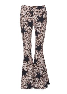 You and these babies are meant to be! With a high rise and dramatic flare, these stretch bell bottoms make your legs look a mile long with retro-inspired style that feels cool and modern! An all over leopard and star print rounds up the `70s swagger of these bells. The vintage-inspired bell bottom jeans feature a zip fly closure, pockets at back and a raw hem.. Flirty flare features a slender fit through hip and thigh with a dramatic flared leg. Available in sizes S, M and L. Made out of 97% cot Plain Jacket, Printed Flare Pants, Rock N Roll Style, Sherpa Coat, Bell Bottom Pants, Wearing Red, Faux Fur Coat, Retro Outfits, Black Skinnies