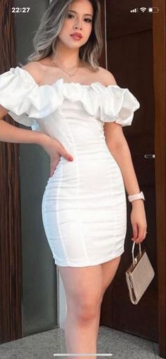 Vestidos Blancos Cortos Elegantes, Beach At Night Aesthetic, Beach Party Aesthetic, Beach Outfits Aesthetic, Beach Aesthetic Girl, Beach Casual Outfit, Beach Pictures Aesthetic, Beach Chic Outfit, Beach Dress Outfit