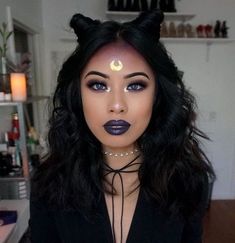 8 Maquillajes que te convertirán en una bruja muy diferente | Es la Moda Nem Halloween Makeup, Makeup Clown, Makeup Zombie, Eyebrow Makeup Products, Halloween Make-up Looks, Drag Make-up