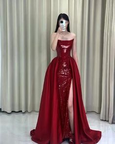 Wallpapers Music, Hot Prom Dress, Strapless Prom Dresses, Spaghetti Strap Prom Dress, Red Evening Dress, Prom Dress Inspiration, Ball Gowns Evening, Long Prom Dresses, Red A