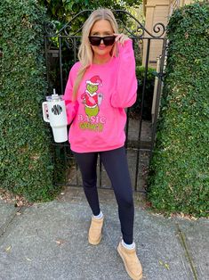 Celebrate the holiday season in style with this festive Monogrammed 'Basic Grinch' Crewneck Sweatshirt! Show your love of the iconic Grinch with a monogrammed design. Perfect for any holiday gathering or "Ugly" Sweater Party 🎅🏼 Basic Grinch, Grinch Crewneck, Long Sleeve Baseball Tee, Summer Bottoms, Preppy Clothes, Matching Sets Outfit, Comfort Colors Sweatshirt, Sweat Set, Ugly Sweater Party