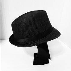 Black Band Very Lightweight Lined Imported Classic Black Fedora For Vacation, Black Fedora For Summer Party, Black Casual Fedora For Spring, Black Summer Fedora For Party, Casual Black Fedora For Spring, Black Summer Party Fedora, Adjustable Black Fedora For Spring, Black Short Brim Fedora For Spring, Black Classic Fedora For Spring