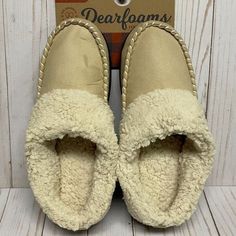 Description: Dearfoam Slippers Provide Memory Foam For Ultimate Comfort. Features Whipstitch Details And A Warm & Cozy Sherpa Cuff & Lining. Thermoplastic Rubber Indoor/Outdoor Textured Soles. Memory Foam Padded Footbed. Color: Latte - Light Tan With Cream Color Fleece Lining. Size: Women's Xl - Shoe Size 11/12. Care: Machine Washable. Condition: Brand New With Tags, Mint Condition. Dearfoam Slippers, Cat Slippers, Grey Slippers, Bear Slippers, Indoor Outdoor Slippers, Shearling Slippers, Slide Slippers, Faux Fur Slippers, Outdoor Slippers