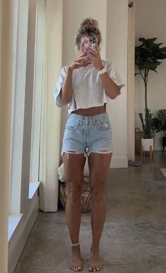 Outfit Inspo Summer, Looks Street Style, Mode Inspo, Cute Simple Outfits, Cute Summer Outfits, Summer Fashion Outfits, Looks Style, Mode Inspiration, Style Outfits