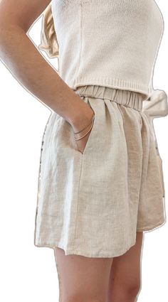 Chic Linen Summer Bottoms, Spring Linen Bottoms For Day Out, Chic Wide Leg Linen Shorts, Beige Wide Leg Shorts With Elastic Waistband, Beige Shorts With Side Pockets For Summer, Beige Wide-leg Shorts With Elastic Waistband, Casual Natural Linen Bottoms, Comfortable Relaxed Fit Beige Bottoms, Casual Summer Flax Bottoms