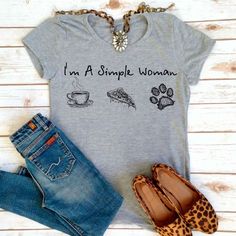 Trendy Spring Fashion, Simple Woman, Spring Fashion Casual, T Shirt And Jeans, Fashion Mode, Look Chic, Primavera Estate