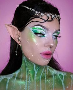 33 Absolutely Magical Fairy Makeup Ideas To Recreate At Home Face Painting Designs Creative, Safari Makeup, Fairy Makeup Ideas, Face Pant, College Makeup, Halloween Glam, Exotic Makeup, Renn Faire, Rainbow Eyeshadow