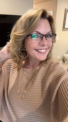 Check out this photo from Lori Ballen Going Gray Gracefully, Feeling Myself, Isnt She Lovely, New Readers, Betty White, Going Gray, Fly Girl, Girls With Glasses, Flawless Makeup