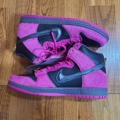 Nike Dunk High Sb X Run The Jewels Size 11.5 2 Extra Lace Colors 2 Extra Jems Brand New Pink High-top Sneakers With Contrast Sole And Round Toe, Pink High-top Sneakers With Contrast Sole, Pink Leather Skate Shoes With Laces, Pink Mid-top Custom Sneakers With Contrast Sole, Pink High-top Leather Skate Shoes, Pink Leather Skate Shoes For Streetwear, Pink High-top Skate Shoes With Boost Midsole, Pink Mid-top Custom Sneakers For Streetwear, Pink Mid-top Skate Shoes With Laces