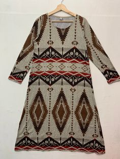 PLEASE READ DESCRIPTION FIRST BEFORE BUYING‼️‼️ Vintage Pippal Aztex Navajo Style Dress ( Please refer measurement below ) *MEASUREMENT Armpit to armpit : 18 inches Length from top to buttom : 45 inches Sleeve length : 18 inches *CONDITION All in good condition No hole No Stain *MATERIAL Cotton *SHIPPING 🔥 We ship to worldwide with a tracking number. - All item will ship from Malaysia and will be ship by post Malaysia ( Flexipack ) - All item will be shipped out within 2-3 business days ( handling time ) after payment received - Ussually it takes about 12 - 24 business days for delivery for all international order 🔥Add 20 USD for speedy delivery via DHL Express Service. It will take 4 - 7 working days to deliver ❌ATTENTION❌ 💥Do not rely on tag size as pre-worn item may have been altered Robes Vintage, Navajo Style, Dress Vintage, Dress Clothes For Women, Dhl Express, Style Dress, Tracking Number, Vintage Dresses, Designer Dresses