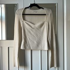 Cashmere Sweater By Reformation, Beautiful Neckline With Slight Bell Sleeves With Slits. Great For Work, Looking Chic Or Pretending To Be Parisienne. Cashmere Sweater, Cream White, Cashmere Sweaters, Bell Sleeves, Cashmere, Sweaters For Women, Cream, Women Shopping, White