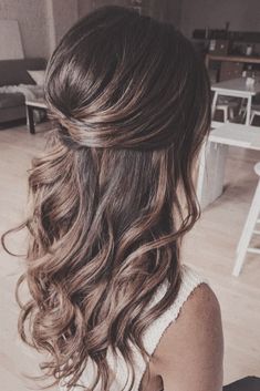 Bridesmaid Hairstyles Half Up Half Down Volume, Wedding Half Up Dos For Long Hair, Half Up Half Down Hair For Homecoming, Hair Dos For Bridesmaids, Bridesmades Hairstyles Half Up, Bridal Hair For Medium Length Half Up, Half Up Half Down Wedding Hair For Bridesmaid, Weddi G Hair Half Up Half Down, Hairdos For Bridesmaids