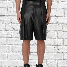 A high-quality genuine leather Shorts pant is a must in every men wardrobe. You can find real leather Shorts for men at Leather Trend at very affordable prices. If you feel a little creative or know exactly what you want, you can even design your own leather Shorts pants online @Leather trend , we are all about customization any design of your choice also . We want you to feel at the top of the world whenever you are wearing one of our appealing and stylish leather Pants for men. FEATURES *OUTSIDE MATERIALS: 100% Lambskin Genuine Leather. *INSIDE MATERIALS: Premium Satin linings. *HARDWARE: Hand Polished Metal hardware. FEATURES 1.DO NOT WASH AND TUMBLE DRY OR DRY CLEAN. 2.DO NOT IRON. 3.CLEAN IN PROFESSIONAL LEATHER CARE CENTRE. Fitted Leather Shorts, Fitted Short Leather Pants, Short Leather Bottoms With Belt Loops, Casual Leather Shorts With Belt Loops, Men’s Leather Shorts Outfit, Ourdit Short Cuir, Faix Leather Shorts, Fitted Black Leather Shorts, Short En Cuir