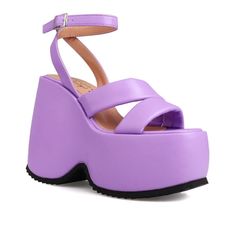 Purple Platform Sandals, Purple Chunky Platform Heels, Heart Shaped Platform Boots, Platform Shoes Heart Buckle, Heart Platforms, Glamourous Heels, Funky Shoes, Heel Caps, Aesthetic Shoes